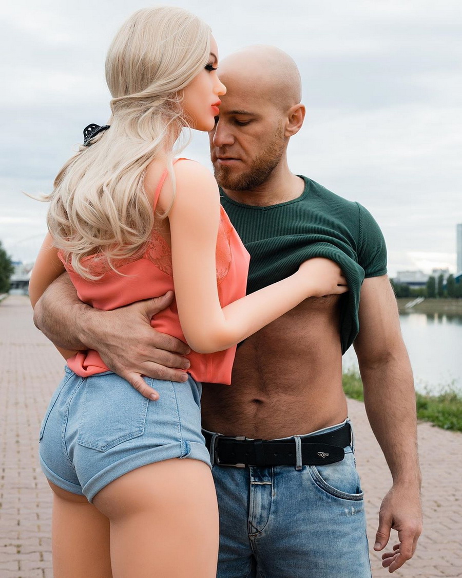 Секс С Куклами В Москве