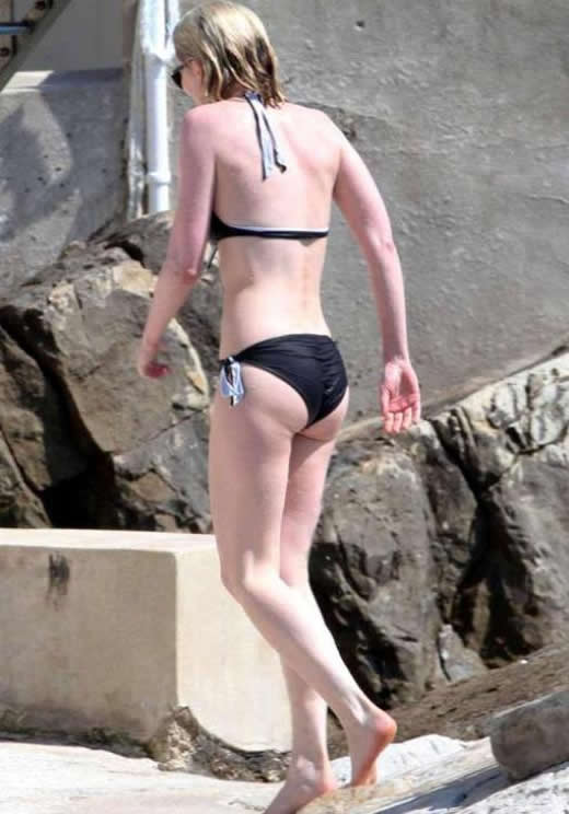 kristen-danst-na-plaza