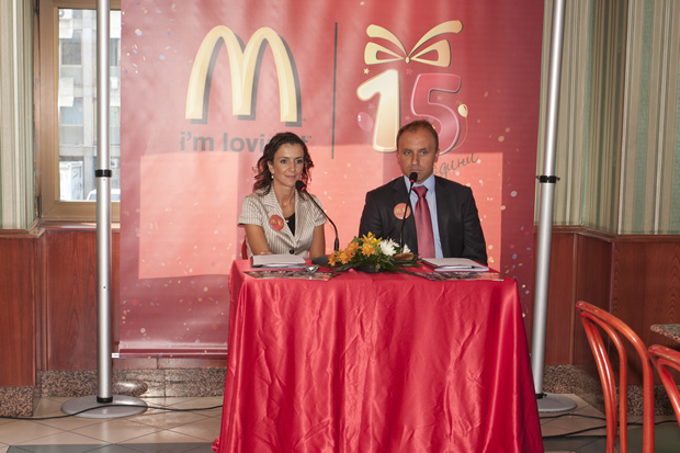 mcdonalds-makedonija-go-proslavuva-svojot-15ti-rodenden