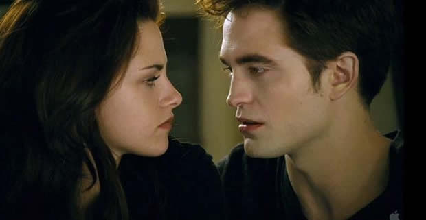 kristen-i-patinson-so-najromanticnata-najava-za-breaking-dawn-part-2