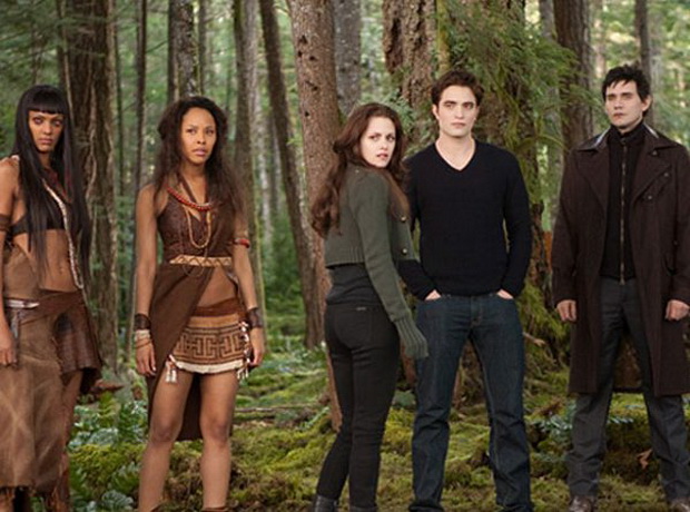 najnovi-fotki-od-posledniot-del-na-the-twilight-saga-breaking-dawn-part-2-12