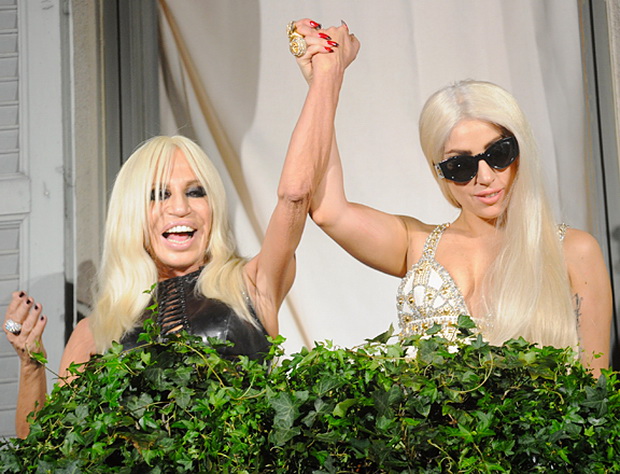 lady-gaga-i-posveti-pesna-na-donatella-versace-01