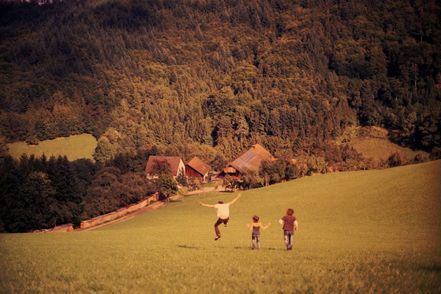 prashanja-koi-celosno-kje-vi-go-promenat-nacinot-na-razmisluvanje-01.jpg