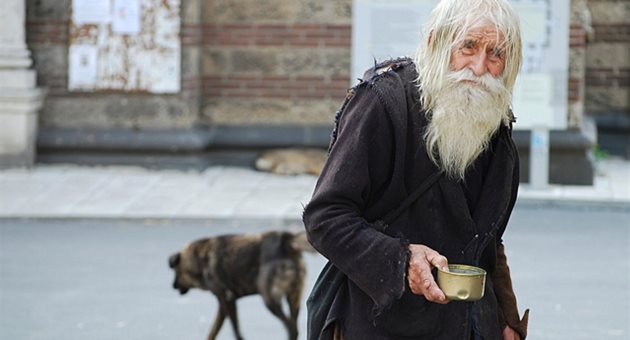 pouchna prikazna prosjakot mu pokaza na kralot shto e vazno vo zivotot 01