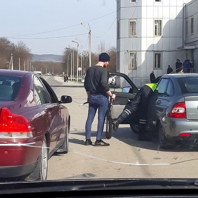 lugje-koi-nosat-nepromisleni-odluki-bez-da-razmisluvaat-na-posledici-i-tugjoto-mislenje-foto03.jpg