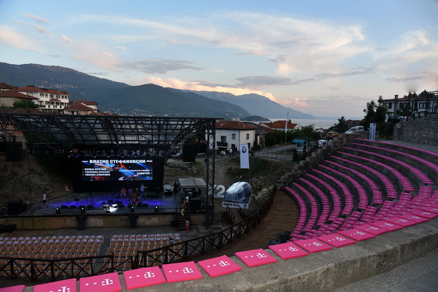 spektakularen-koncert-na-vlatko-stefanovski-vo-antickiot-teatar-vo-ohrid-02.JPG