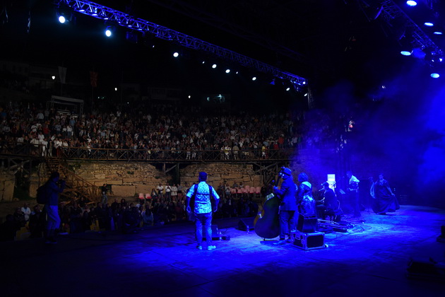 spektakularen-koncert-na-vlatko-stefanovski-vo-antickiot-teatar-vo-ohrid-04.JPG