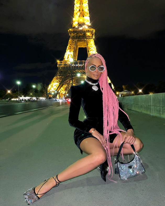 jelena-karleusha-uzhiva-vo-pariz-so-kjerkite-vo-nejzin-provokativen-stil-06.jpg