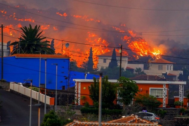 lavata-progolta-nad-100-kukji-mornichavi-fotografi-i-videa-od-erupcijata-na-vulkanot-na-shpanskiot-ostrov-la-palma-13.JPG