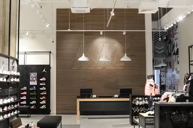 skopje-go-dobi-vtoriot-nike-store-01.JPG