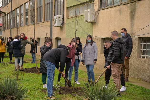 nikna-i-tretiot-penziski-park-penziskite-drushtva-so-akcija-vo-sveti-nikole-03.jpg