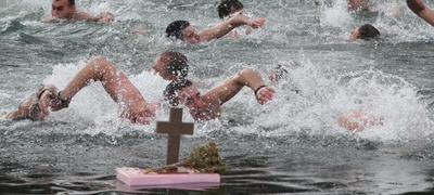 Makedonski-veruvanja-i-tradicii-za-Vodici-povekje.jpg