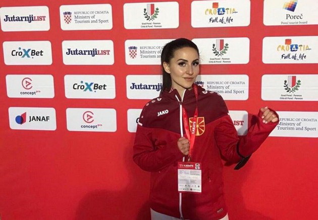 chetiri-chlenovi-na-makpetrol-vikendov-kje-se-natprevaruvaat-na-svetskata-karate-liga-05.jpg