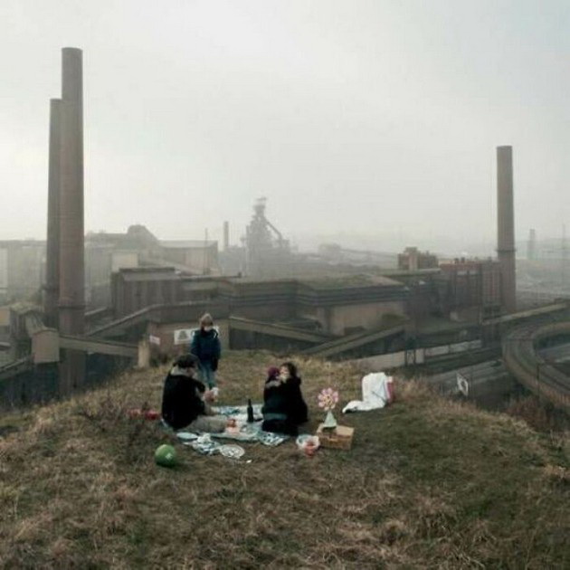 zagadeni-i-prenaseleni-gradovi-kako-od-distopiski-film-fotografii-od-urbanistichkiot-pekol-shirum-svetot-15.jpg