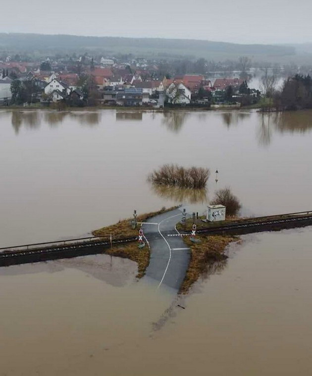 pozhari-poplavi-i-presusheni-reki-kako-navistina-izgledaat-strashnite-posledici-od-klimatskite-promeni-foto-16.jpg