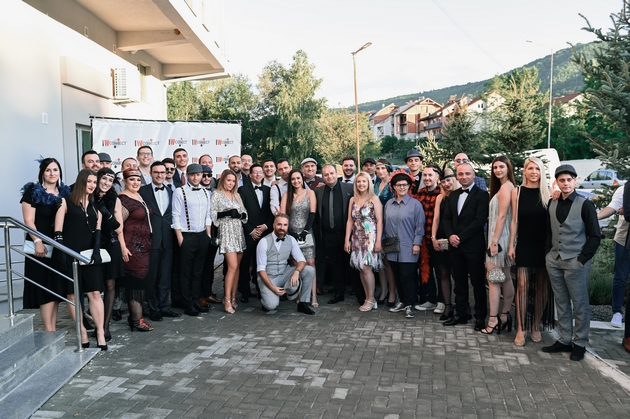 makedonskata-it-kompanija-iwconnect-go-odbelezha-otvoranjeto-na-novite-kancelarii-vo-bitola-so-izvonredna-zabava-vo-great-gatsby-stil-07.jpg