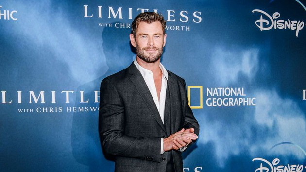 Chris-hemsworth-gty-gg-221117_1668692632865_hpMain_16x9_992.jpg