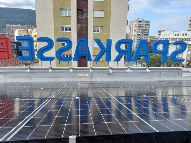 shparkase-banka-koristi-elektrichna-energija-od-sopstveno-proizvodstvo-preku-instalacija-na-fotovoltaichni-sistemi-03.jpg