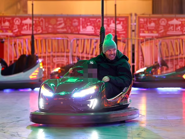 djejson-stejtam-na-luna-park-so-decata-adrijana-lima-bez-gram-shminka-foto-dokazi-deka-i-dzvezdite-se-obichni-lugje-23.jpg