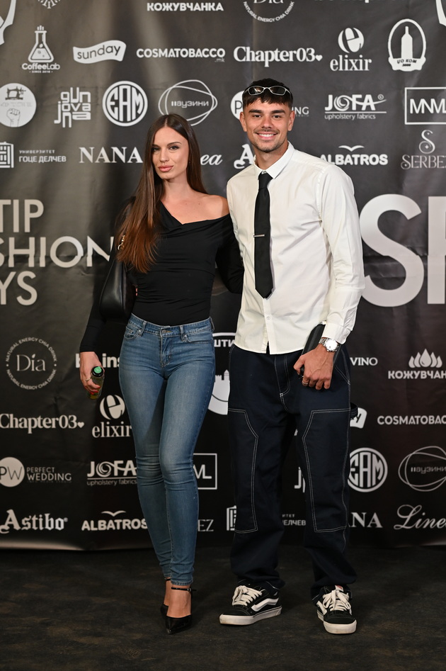 modata-na-prvata-vecher-na-shtip-fashion-days-2024-shto-oblekoa-posetitelite-foto-70.JPG