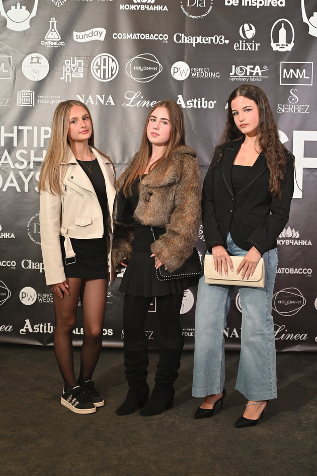 modata-na-tretata-vecher-na-shtip-fashion-days-2024-shto-oblekoa-posetitelite-foto-77.JPG