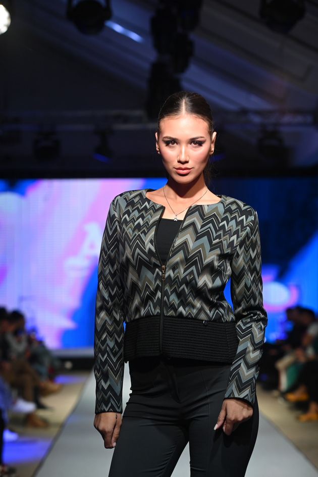 moderna-klasika-i-urban-shik-na-reviite-na-tri-domashni-kompanii-na-shtip-fashion-days-2024-15.JPG