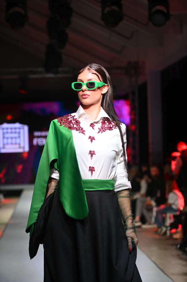 modno-shou-so-skriena-mokjna-poraka-i-ushte-2-revii-na-otvoranjeto-na-shtip-fashion-days-2024-39.JPG