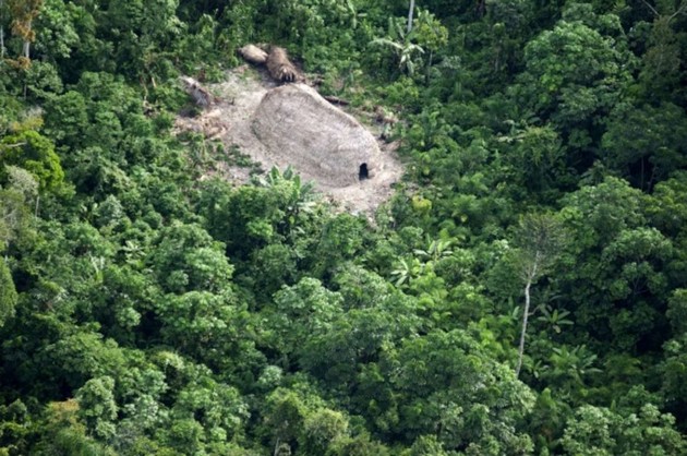 golem-del-od-papua-nova-gvineja-i-ushte-5-od-poslednite-neistrazheni-mesta-na-zemjata-02.JPG