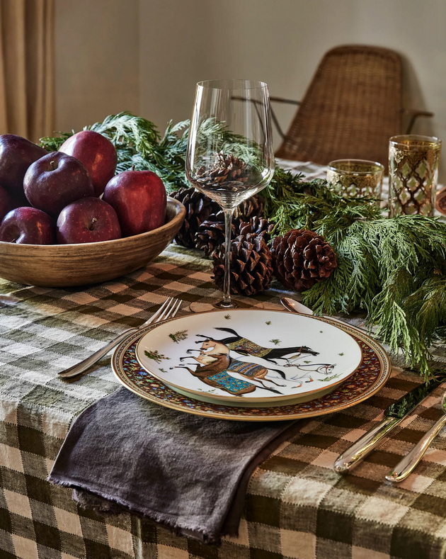 praznichniot-dom-na-kendal-djener-e-kako-od-bajka-tradicionalen-i-poskromen-otkolku-na-nejzinite-sestri-kardashijan-05.jpg