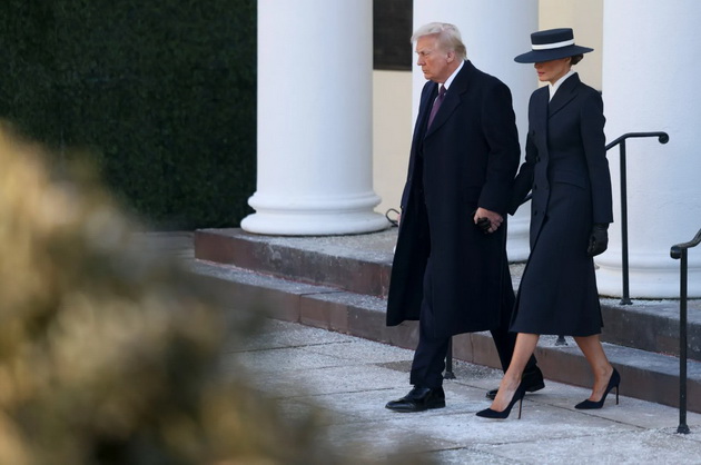 melanija-tramp-54-stilski-izdominira-na-inauguracijata-na-donald-78-taa-e-najmodnata-prva-dama-10.jpg