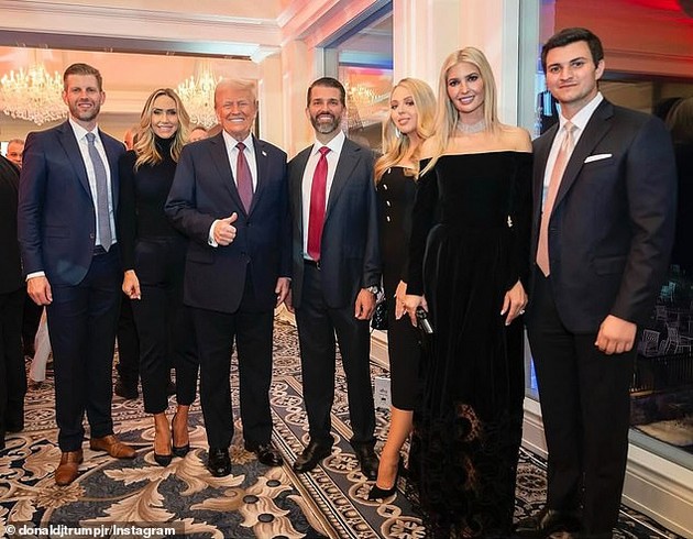 ivanka-tramp-blesna-na-vechera-pred-inauguracijata-na-tatko-donald-melanija-se-drzhi-nastrana-od-kamerite-foto-02.JPG