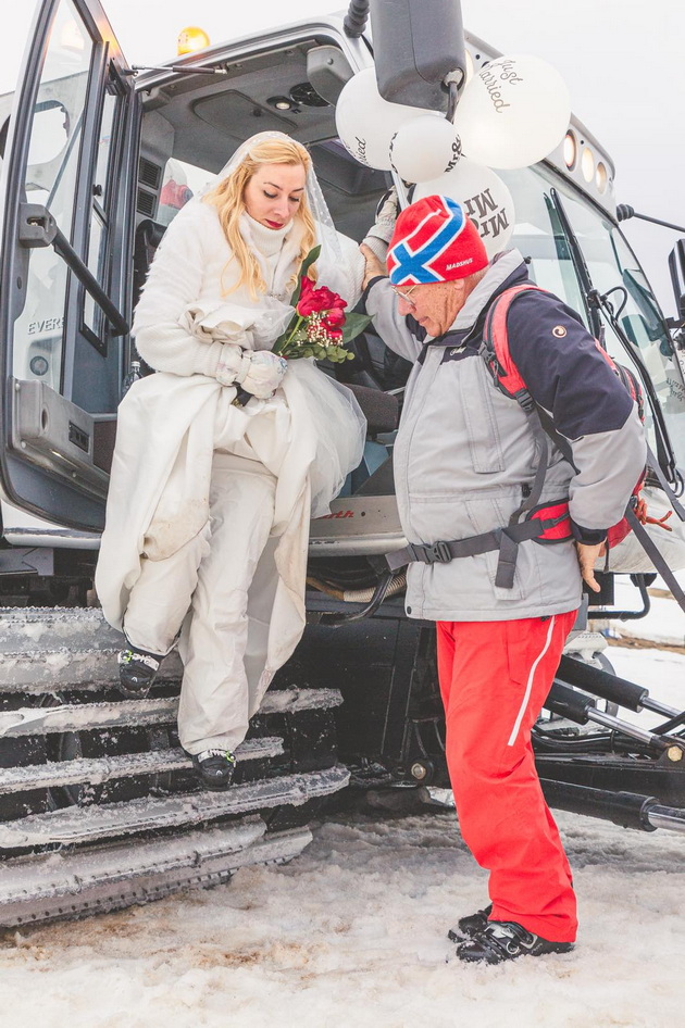 jelena-i-filip-se-venchaa-na-ski-staza-vo-mavrovo-20.jpg