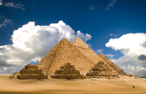 pyramids-of-giza-gzgrtpy